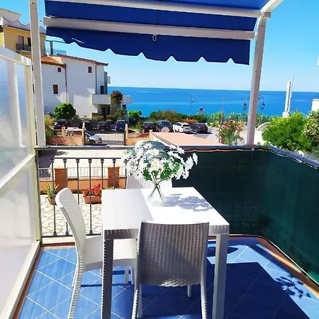 بيت ضيافة La Terrazza Sul Mare